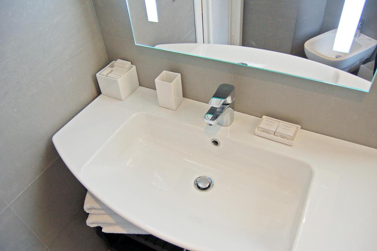 רומא Adamas Luxury Suite מראה חיצוני תמונה